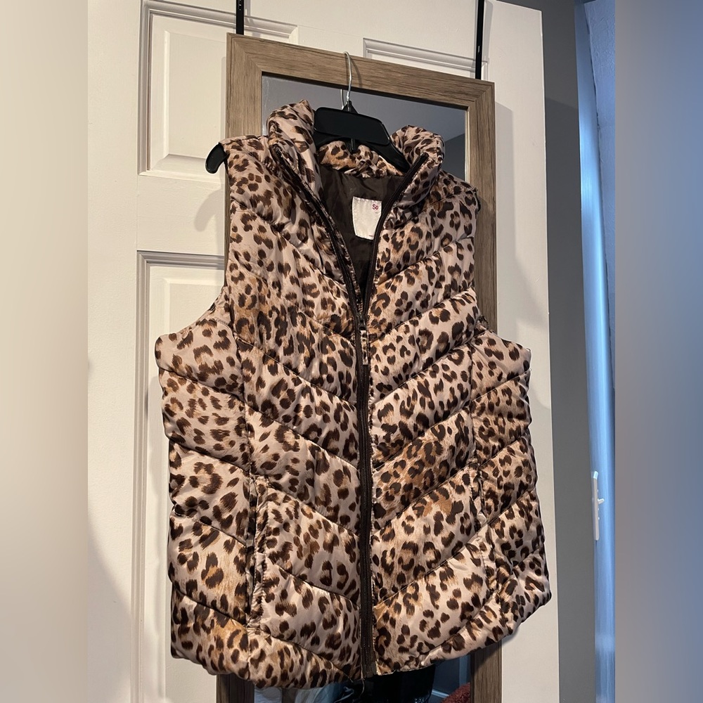leopard puffer vest